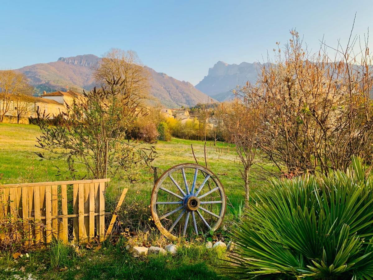 Chambre Familiale "Le Pecher" Saillans  Εξωτερικό φωτογραφία