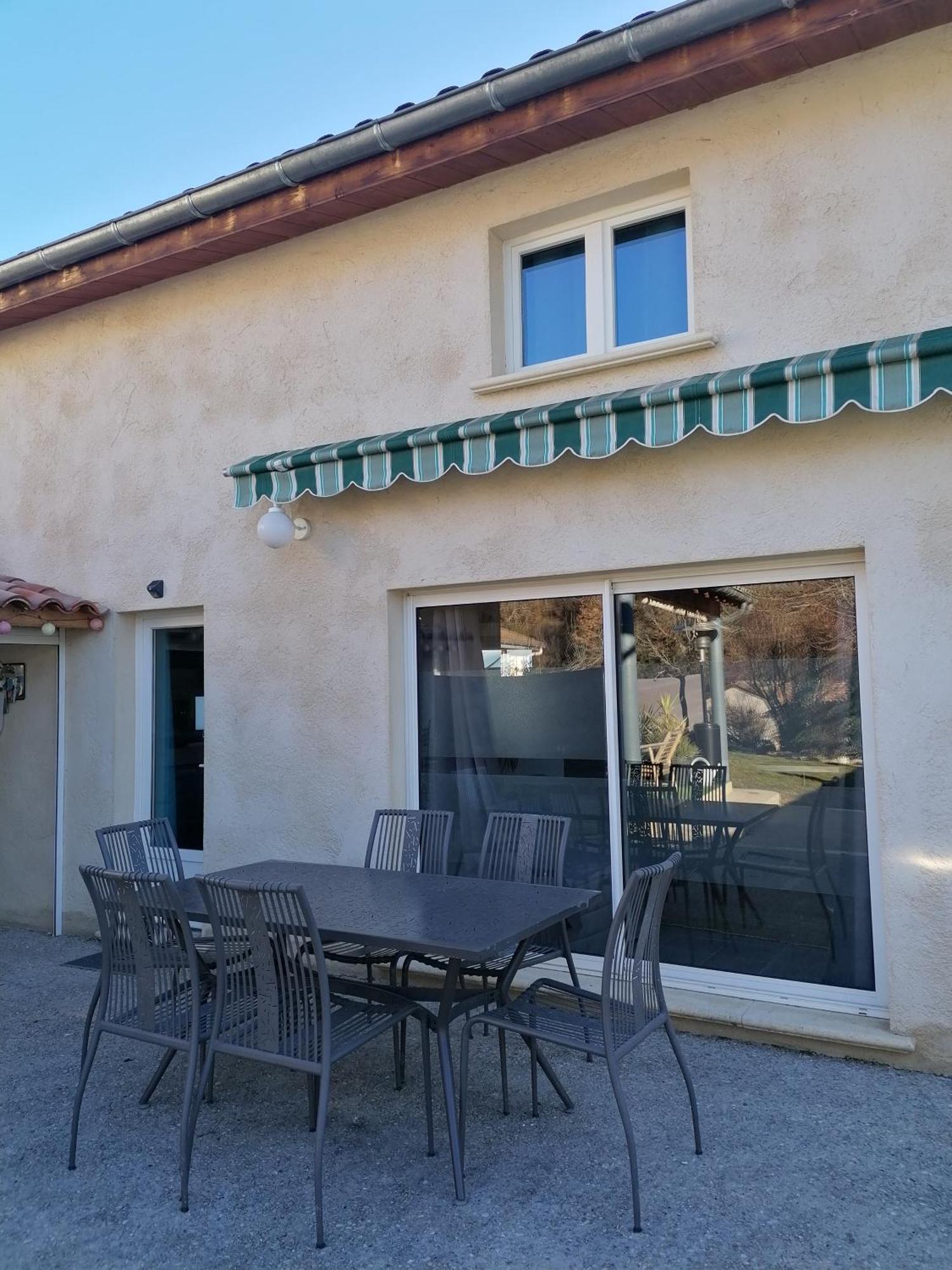 Chambre Familiale "Le Pecher" Saillans  Δωμάτιο φωτογραφία